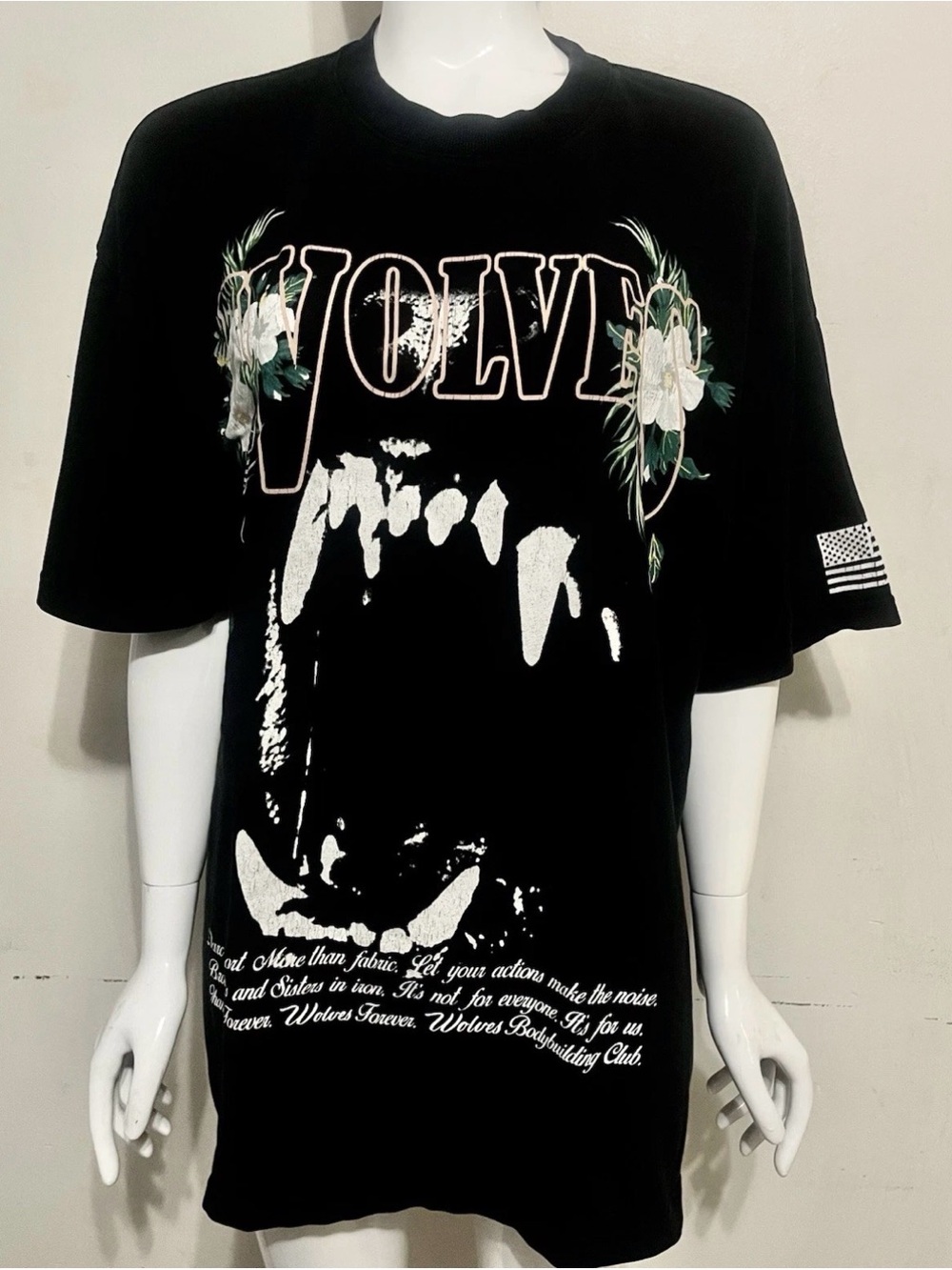 Darc Sport Black 'Volve' Floral Graphic Short Sleeve Tee